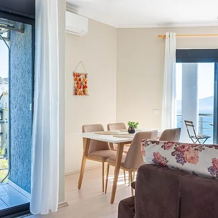 Charm 4, 1br Ap, Sea View, Parking & * Saranda