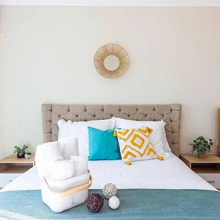 Charm 4, 1br Ap, Sea View, Parking & Apartment *