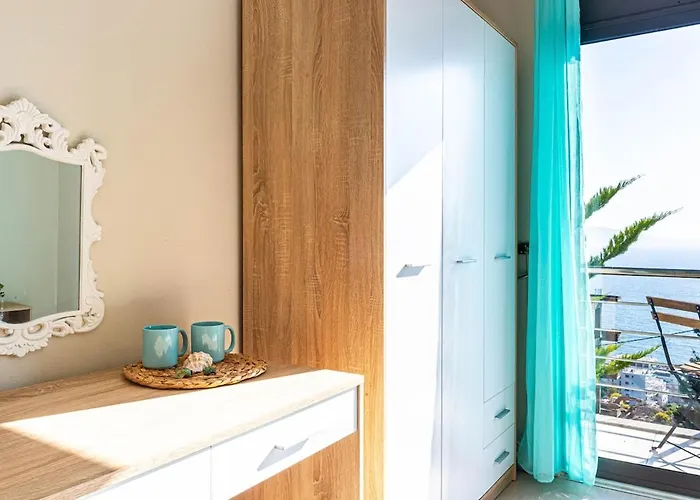 Charm 4, 1br Ap, Sea View, Parking & Appartement